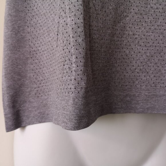 NWT LULULEMON SEAWHEEZE Grey LTWT Swiftly Breathe Crop Tank Top Size 10, 12 - Picture 5 of 10